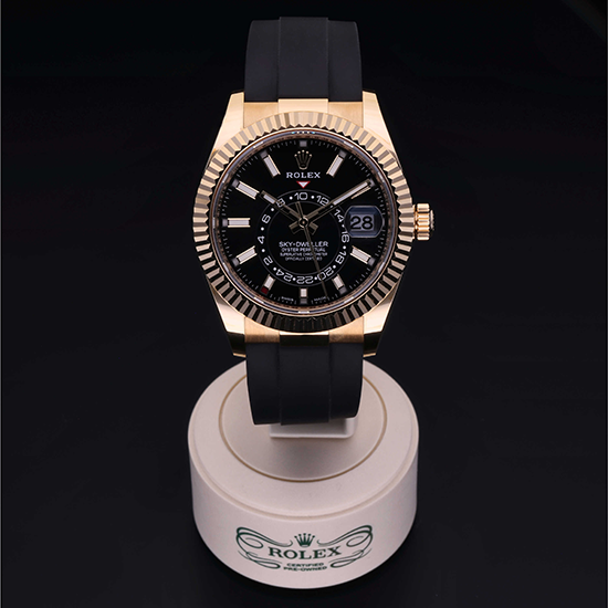 Rolex Certified Pre-Owned: Sky-Dweller, 42 mm, in Oro 18 CT.G, 2022, 326238 | A. Dupanloup