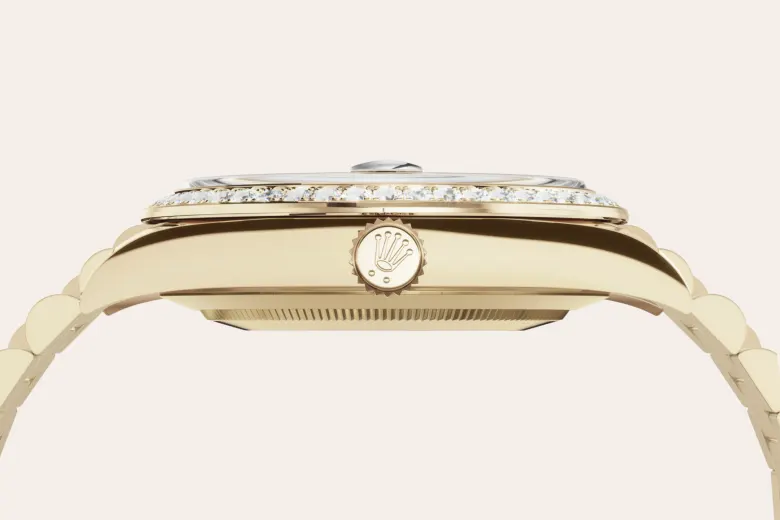 rolex M228348RBR-0002   - Lunetta con diamanti