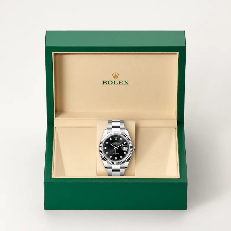 rolex M126334-0011   - Il quadrante nero vivo