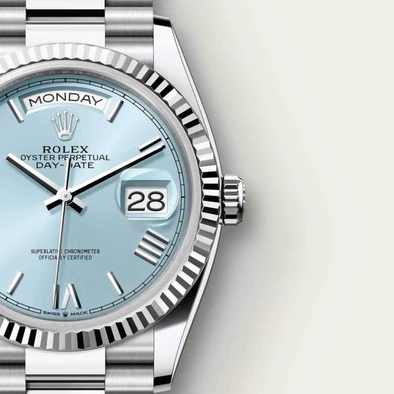 rolex M128236-0018   - Lunetta zigrinata